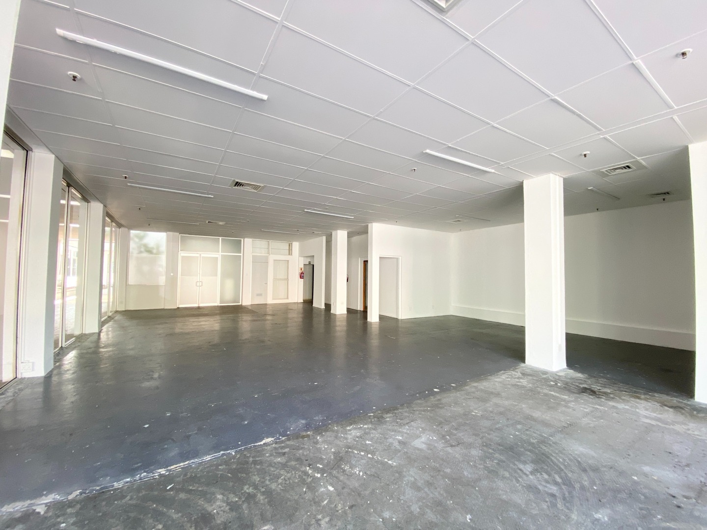 To Let commercial Property for Rent in Lionviham Western Cape